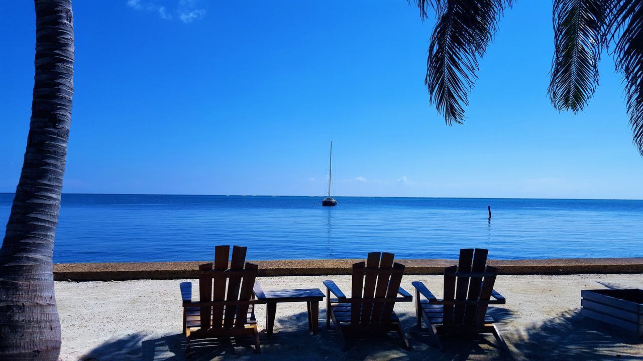 Tres Cocos Resort Сан Педро Екстериор снимка